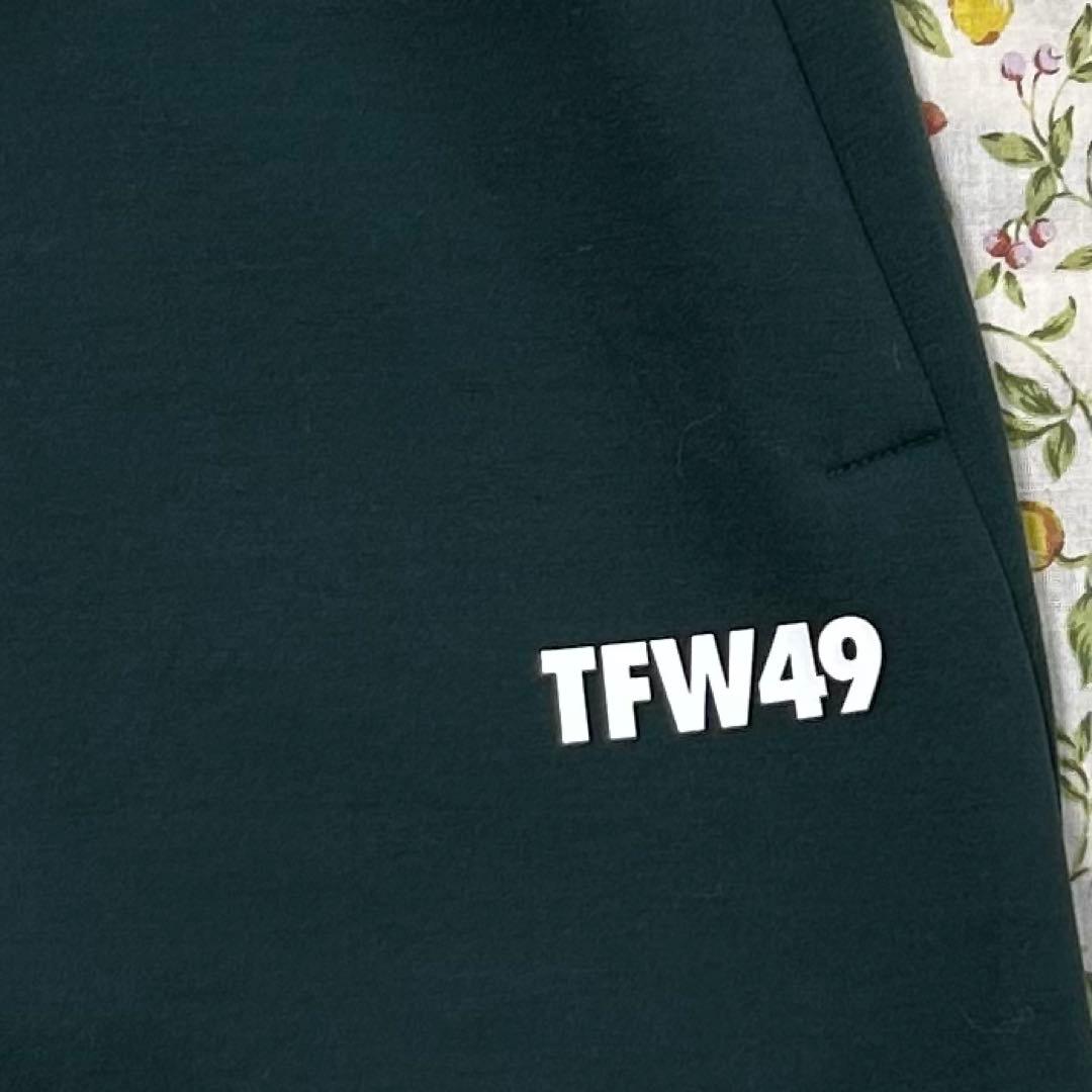 TFW40 CARDBOARD MATERIAL SKIRT グリーン　　　　M