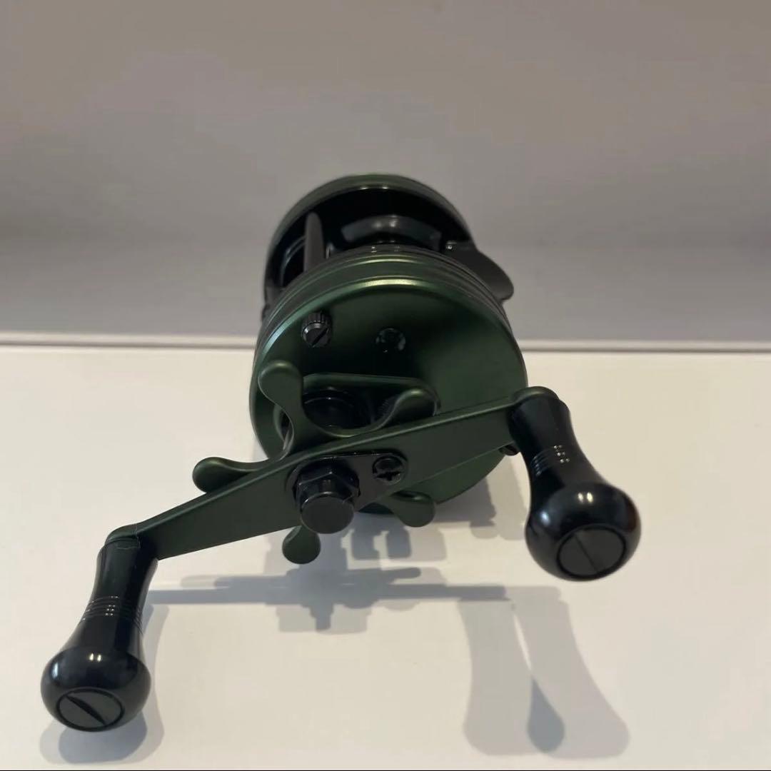 Ｃｕｇａｔｔｉ　ＢＨ３００　バス　トラウト　渓流　丸型　ベイトフィネスリール