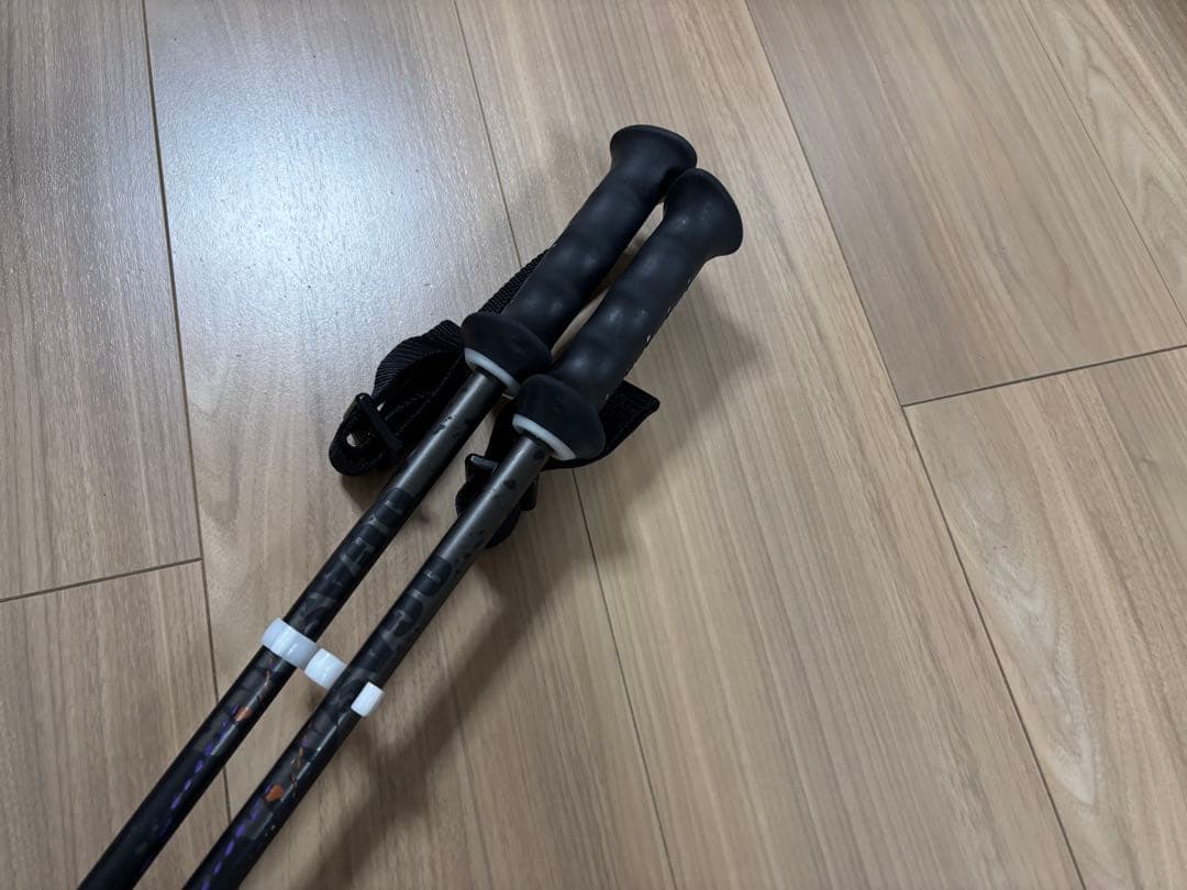 ★美品・限定★お洒落　オガサカ スキーストック 収縮ポール　調整可能　デモ技術選