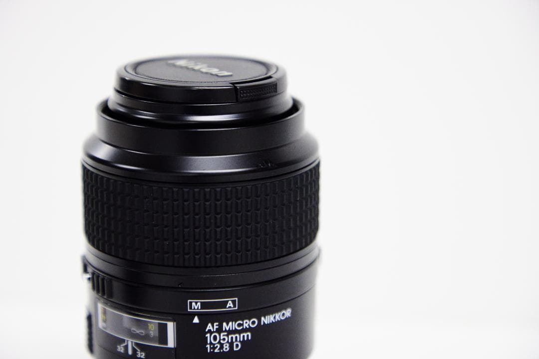 NIKON AF MICRO NIKKOR 105mm F2.8 D フード付き