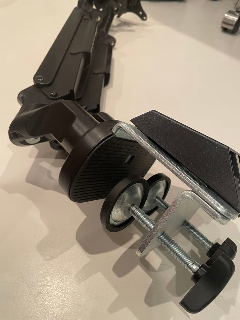 Bauhutte (バウヒュッテ) スリム モニターアーム デュアル