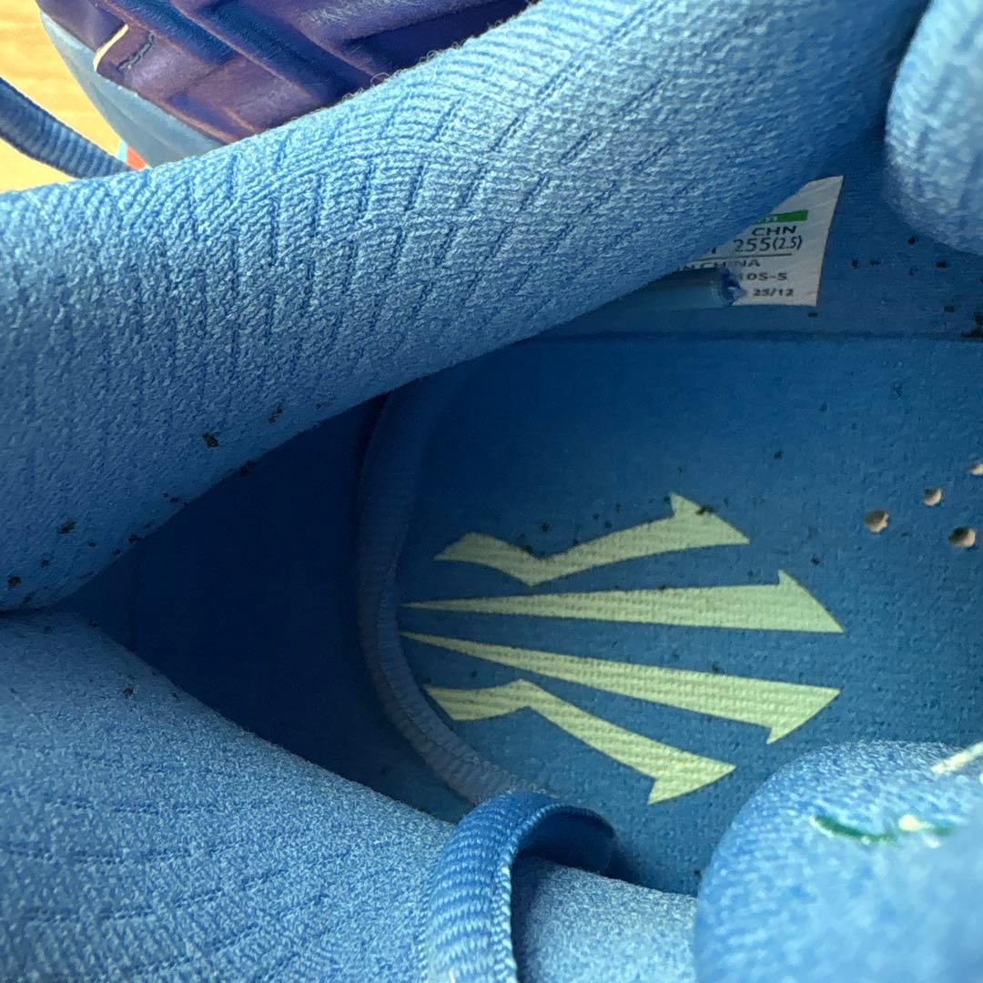 【値下】【着用二度】ANTA KAI 2 US8 26cm カイリー