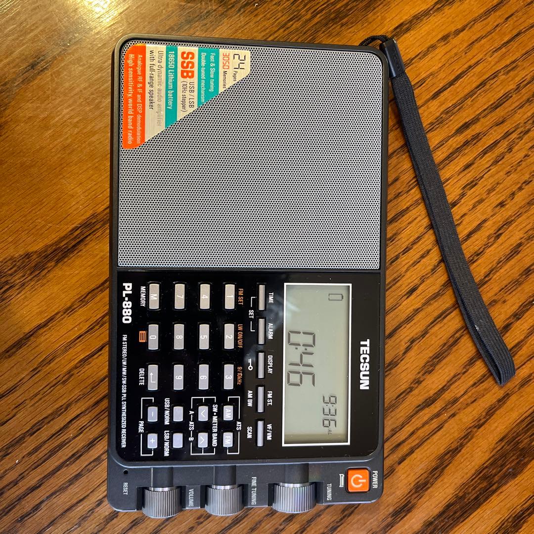 TECSUN高感度短波ラジオPL-880