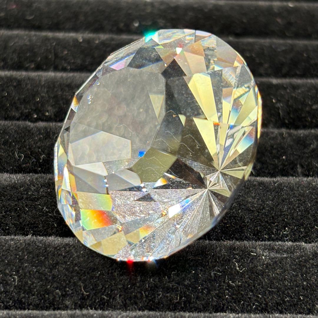 箱付き　スワロフスキー クリスタル　オブジェ　置物　ダイヤモンド型　NO.178