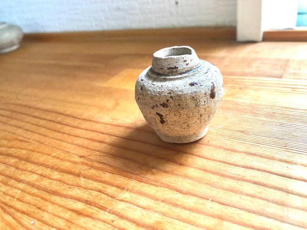 【タイ・骨董】宋胡録（スンコロク）白釉黒斑文 小壺（1301年~1600年）