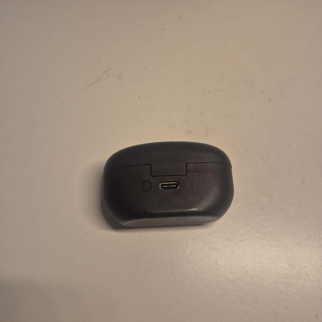 SONY WF-1000XM5　専用ケース付き