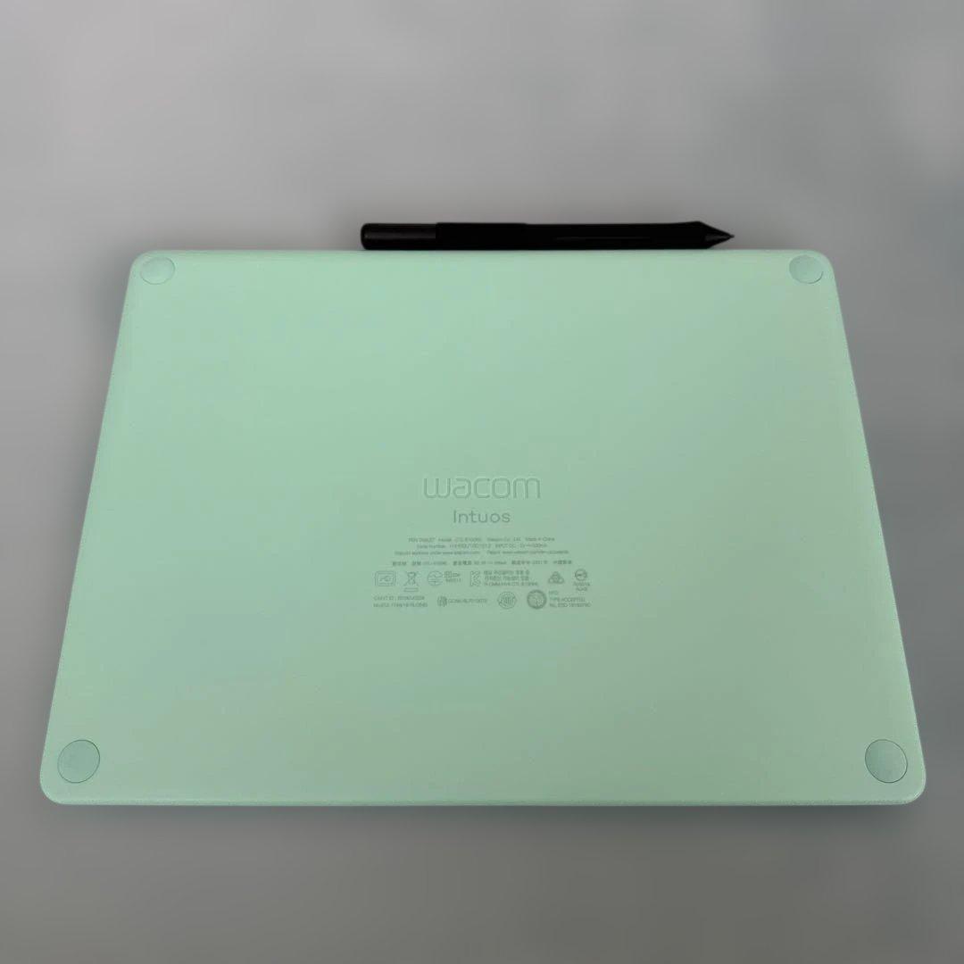 Wacom Intuos Medium デジタルペンタブレット