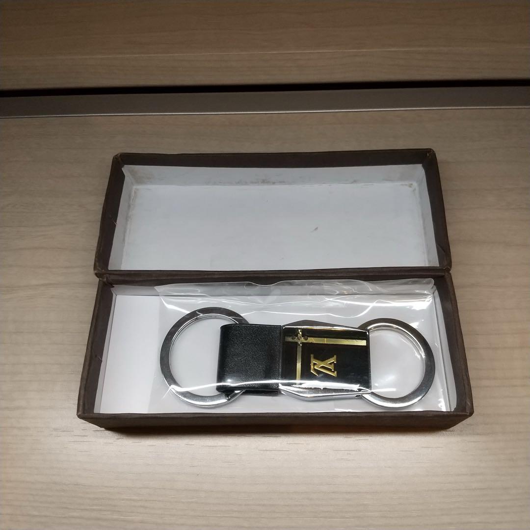 ルイヴィトン キーホルダー