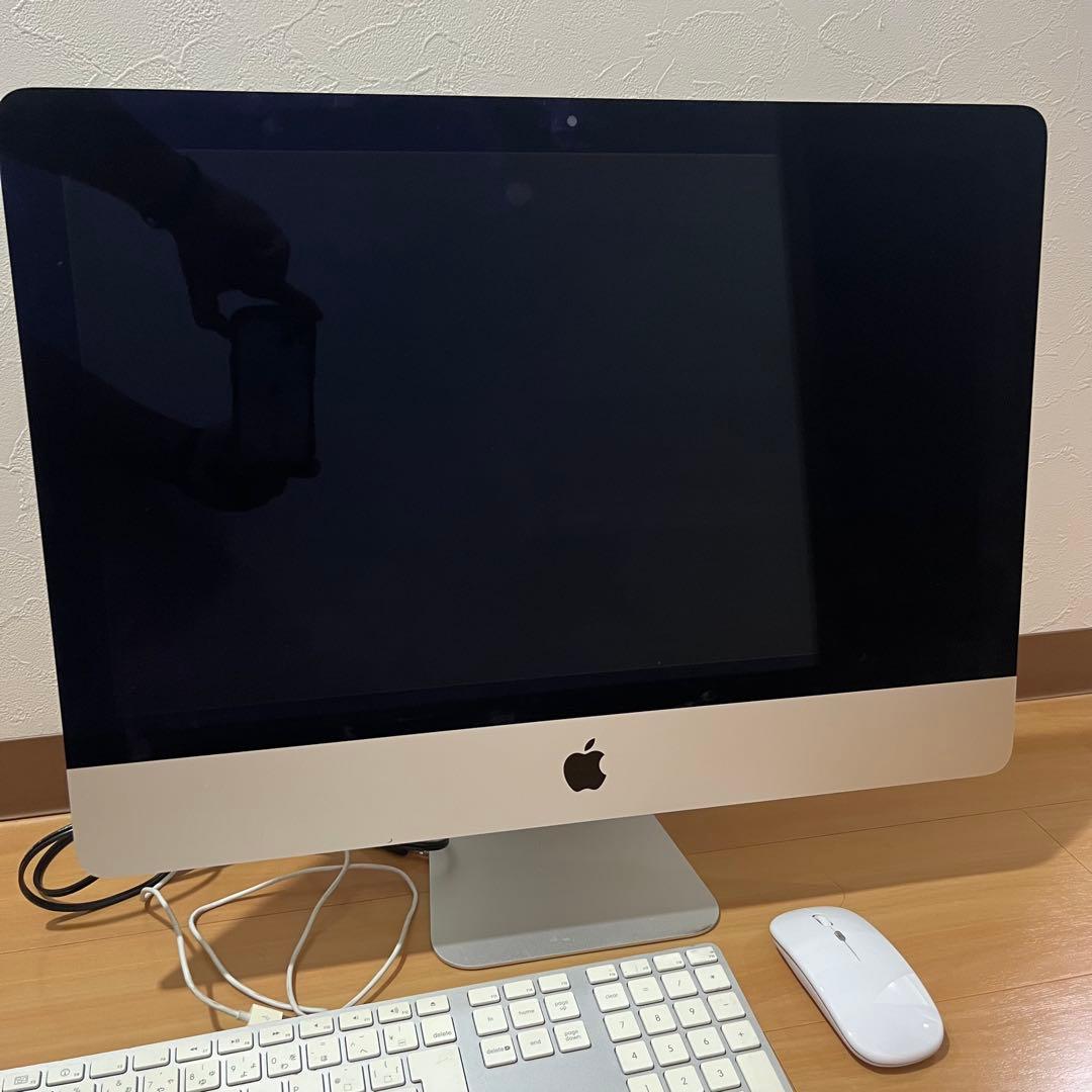 Apple iMac 21.5inch Retina4Kディスプレイ2017