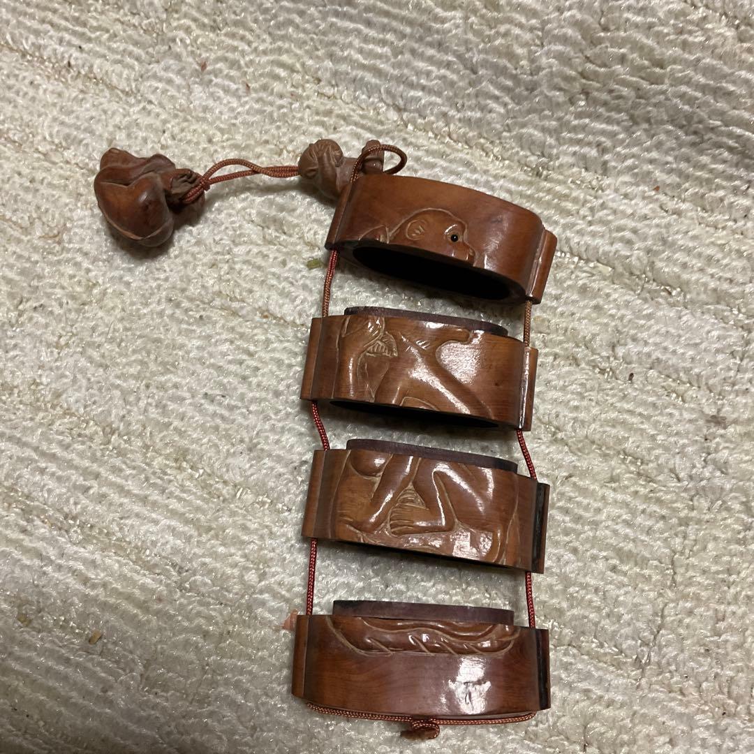 印籠　猿。年代物。