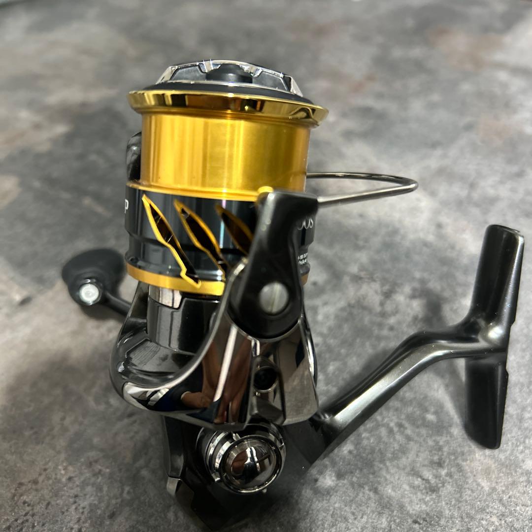 【美品】20ツインパワーC2000S ios ラインローラーカスタム