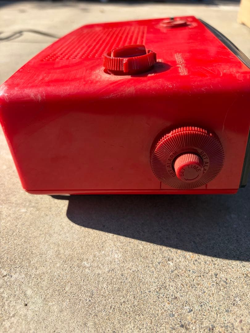 ナショナル　パタパタ時計　赤　レトロ ラジオチューナー　置き時計