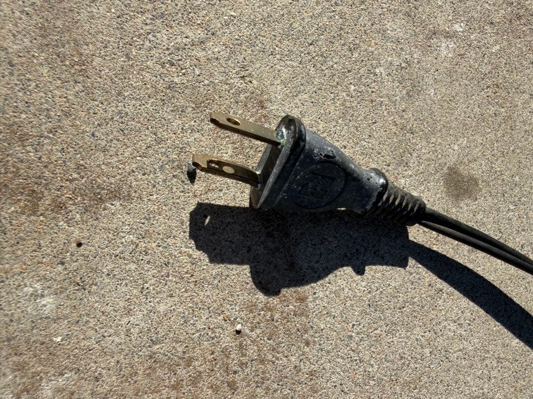 ナショナル　パタパタ時計　赤　レトロ ラジオチューナー　置き時計