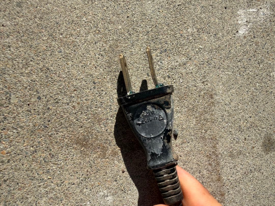 ナショナル　パタパタ時計　赤　レトロ ラジオチューナー　置き時計