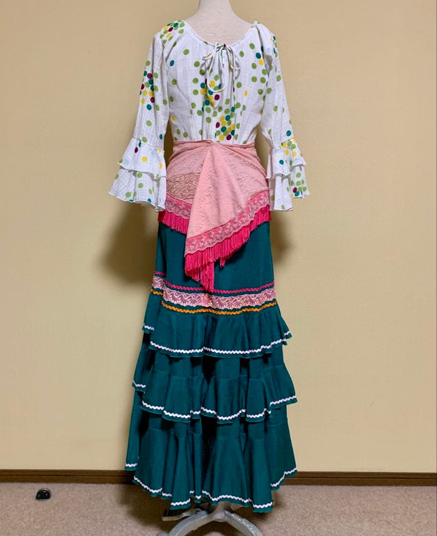 フラメンコ衣装　上下、シージョ付き3点セット