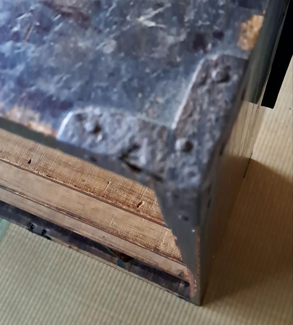 年季が入り過ぎた江戸時代の桐？箪笥