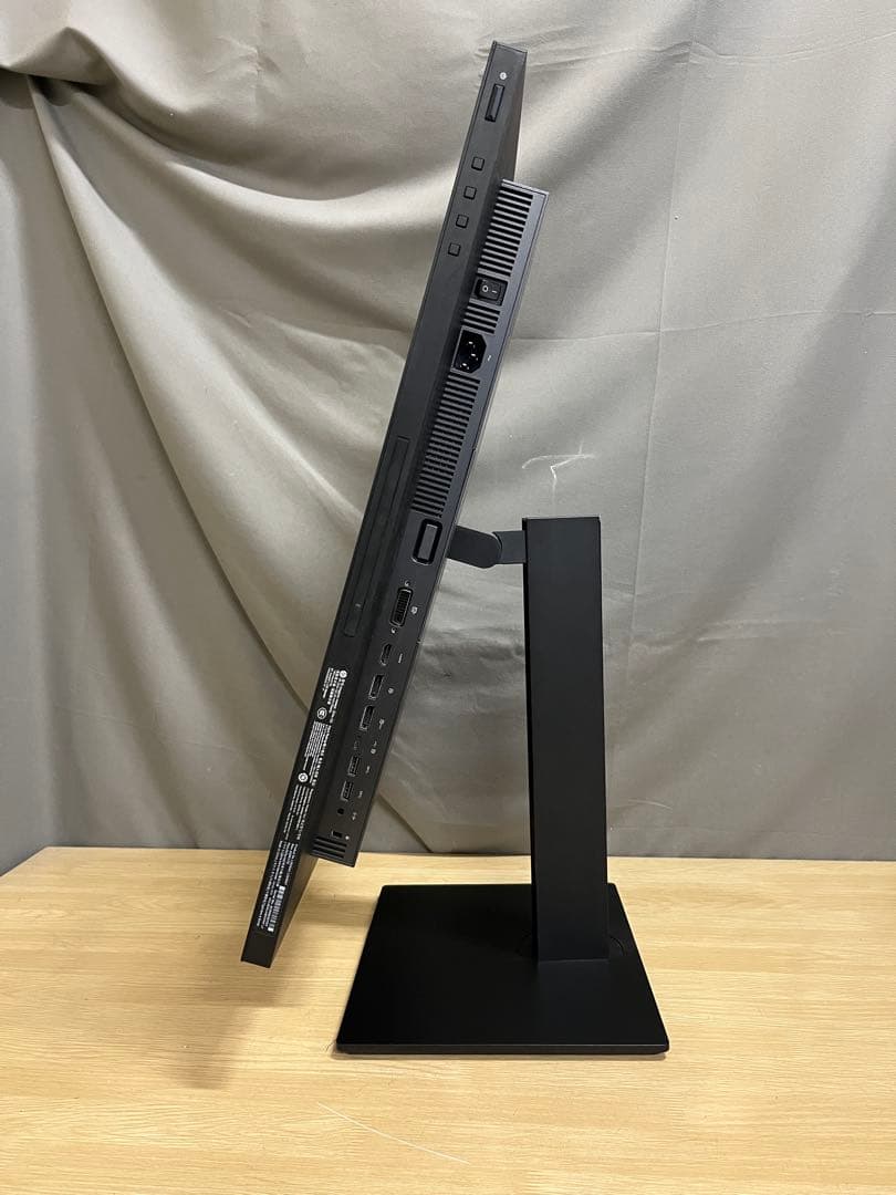 HP Z24n G2 24インチモニター　PS4対応　回転機能　高さ調節