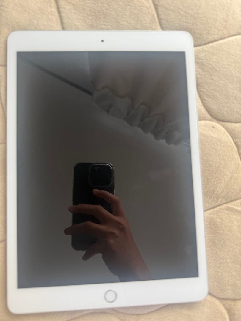 「コタロー」Apple iPad 第8世代　32ギガ　箱あり