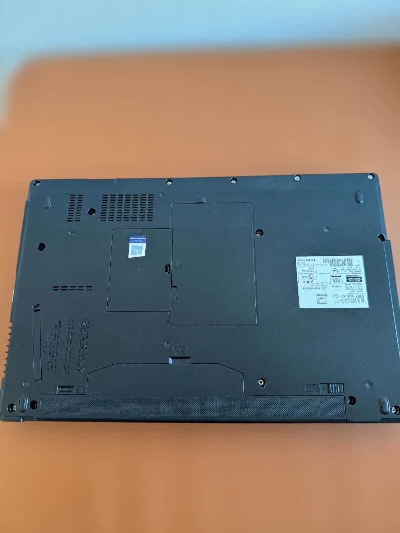 Windowsノート本体 Fujitsu LIFEBOOKi5-7300U/8G/250G