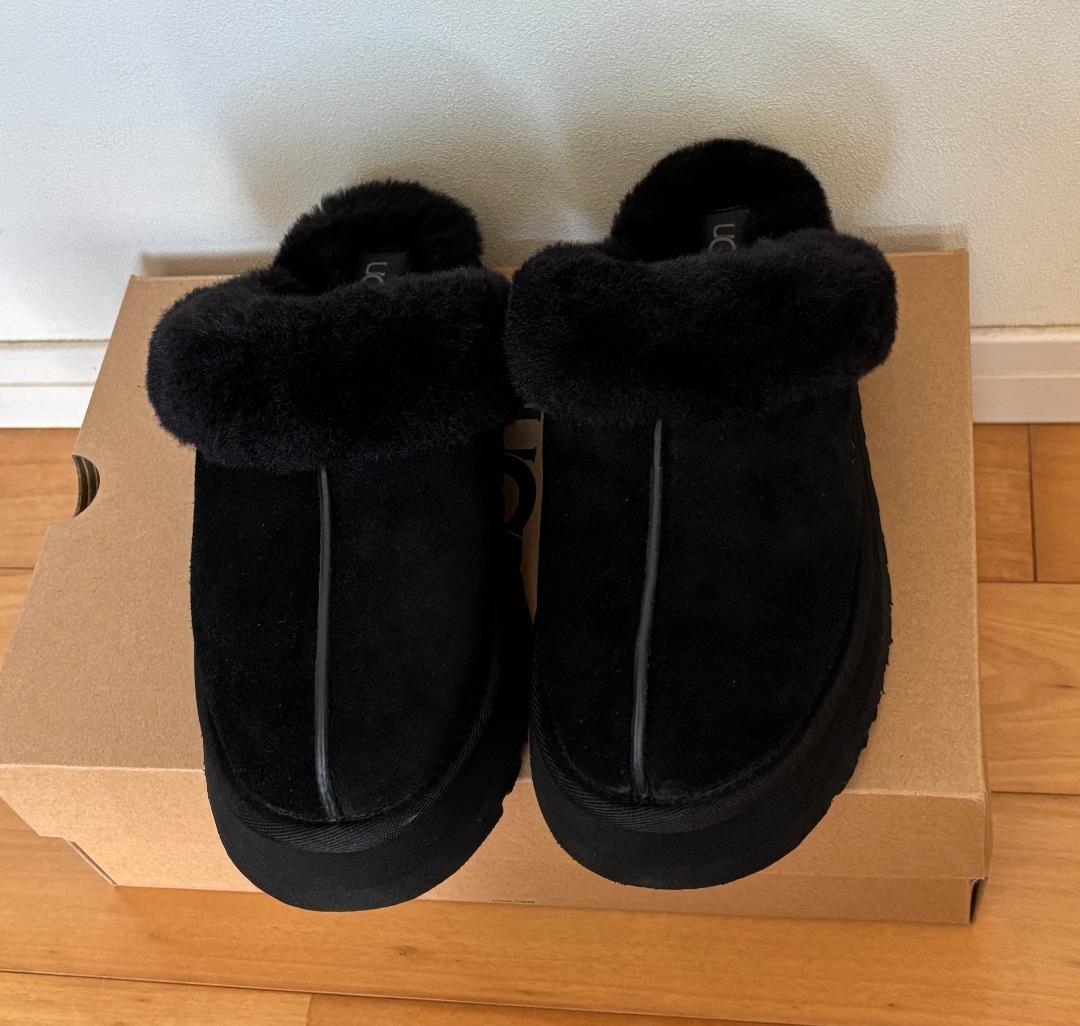 UGG【新品・正規品】ディスケット♡厚底サンダル　US７（24㎝）
