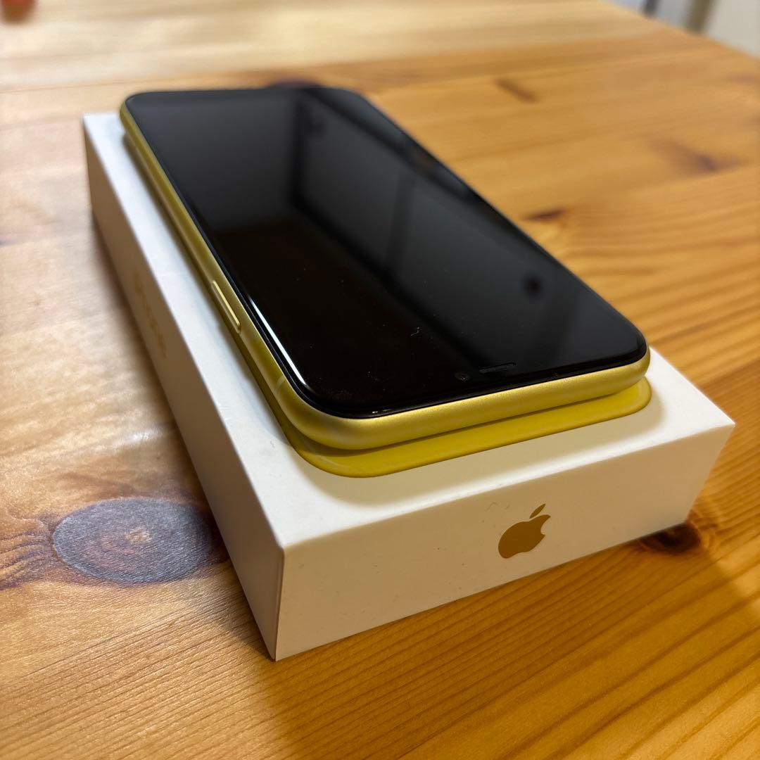 Apple iPhone 11 64GB イエロー 本体