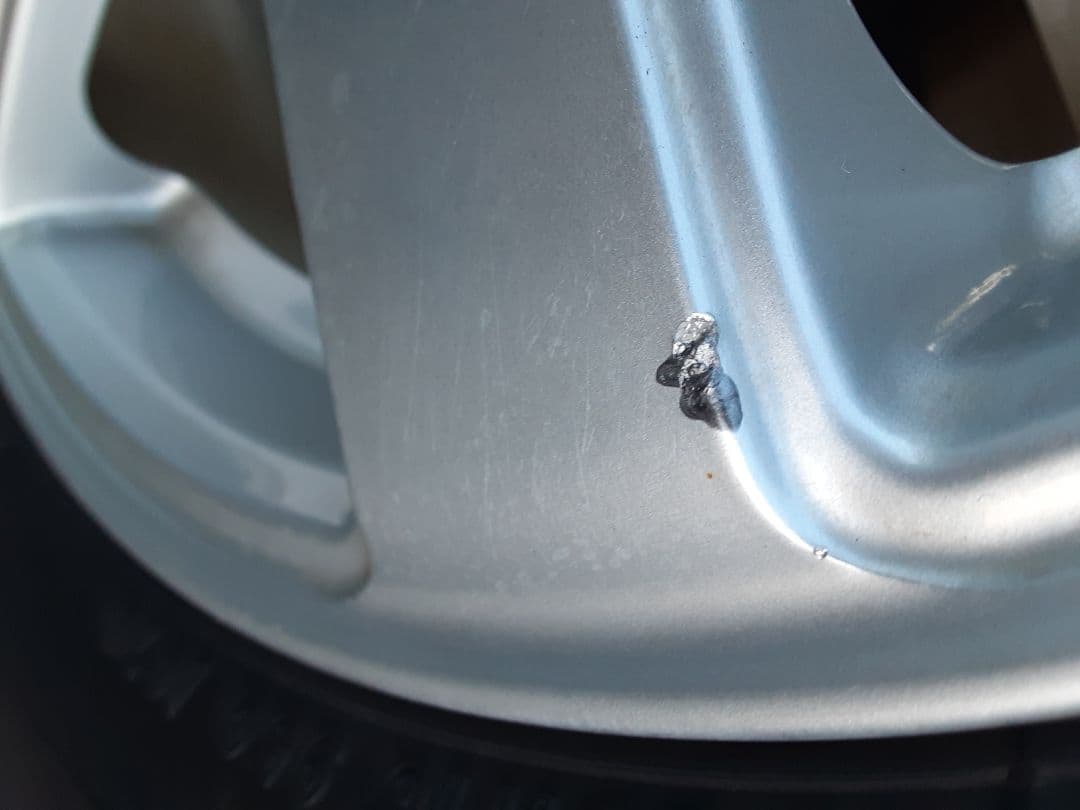 16インチスタッドレスタイヤ&アルミホイール付き　4本セット