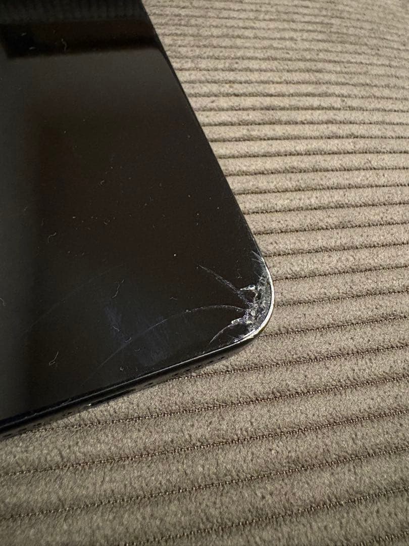 な*様 iPhone 15 本体 128G