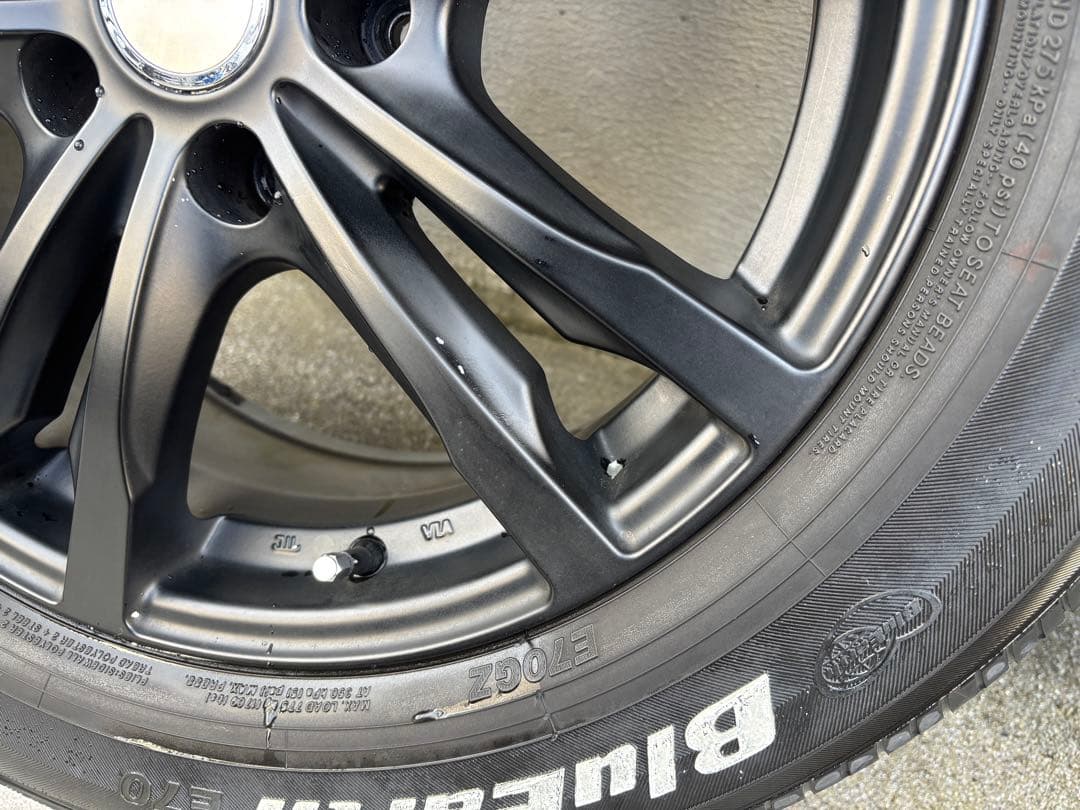 【24時間限定値下げ】17ブラックホイール＆225/60R17タイヤ4本セット