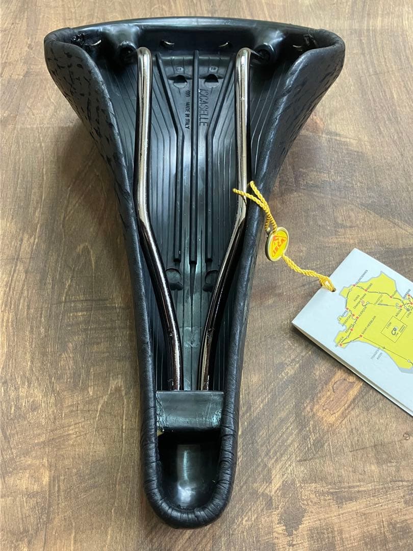 ISCASELLE TORNADO TOUR トルネードサドル　　　　AA21