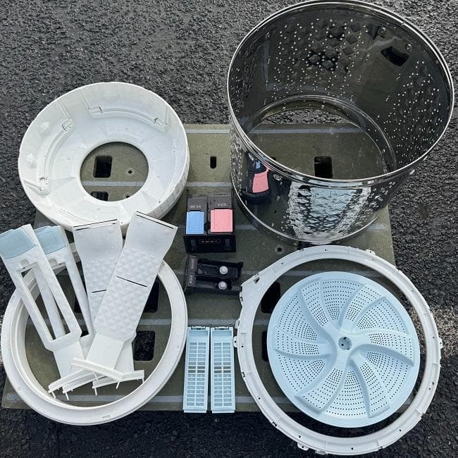 地域限定送料無料　美品【 TOSHIBA 】東芝 全自動洗濯機 AW-12DP1