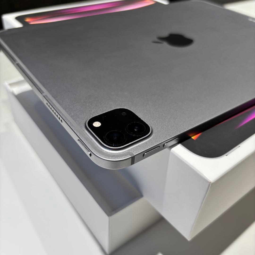 iPadPro 11inch 第4世代 Wi-Fi＋セルラー 512GB