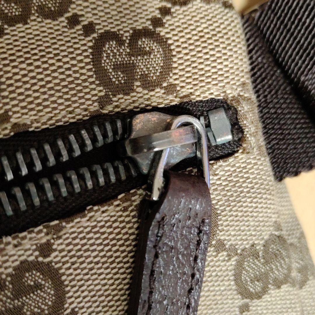 グッチ　ロゴ型押し　GGキャンバス 　ウエストポーチ