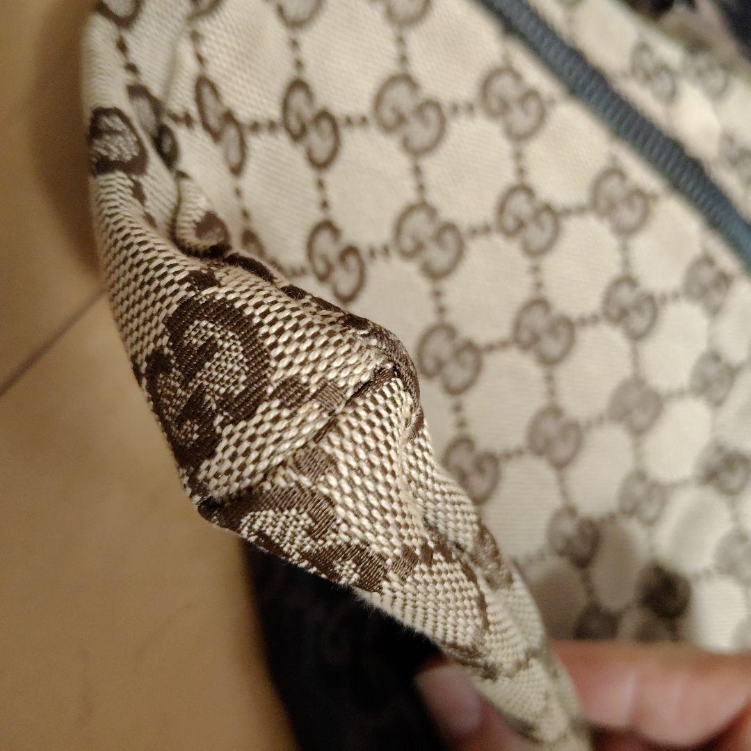 グッチ　ロゴ型押し　GGキャンバス 　ウエストポーチ