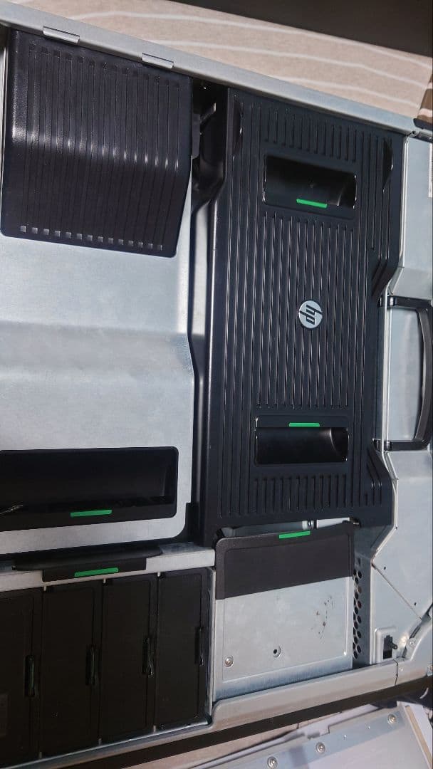 HP Z820 ワークステーションSSD480GB OS付き