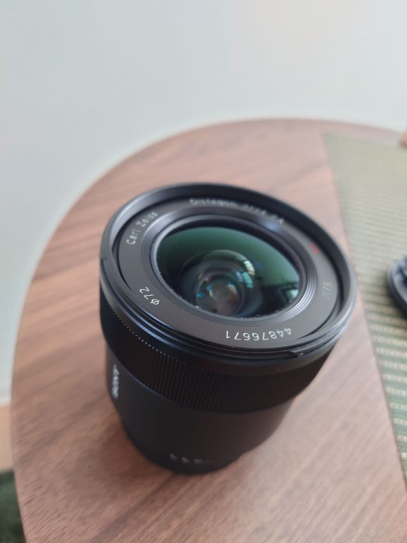 SONY　Distagon T* (Distagon T*24mm F2