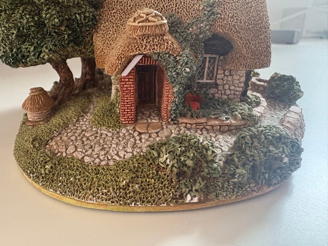 リリパットレーンLilliputLane HoneysuckleCottage