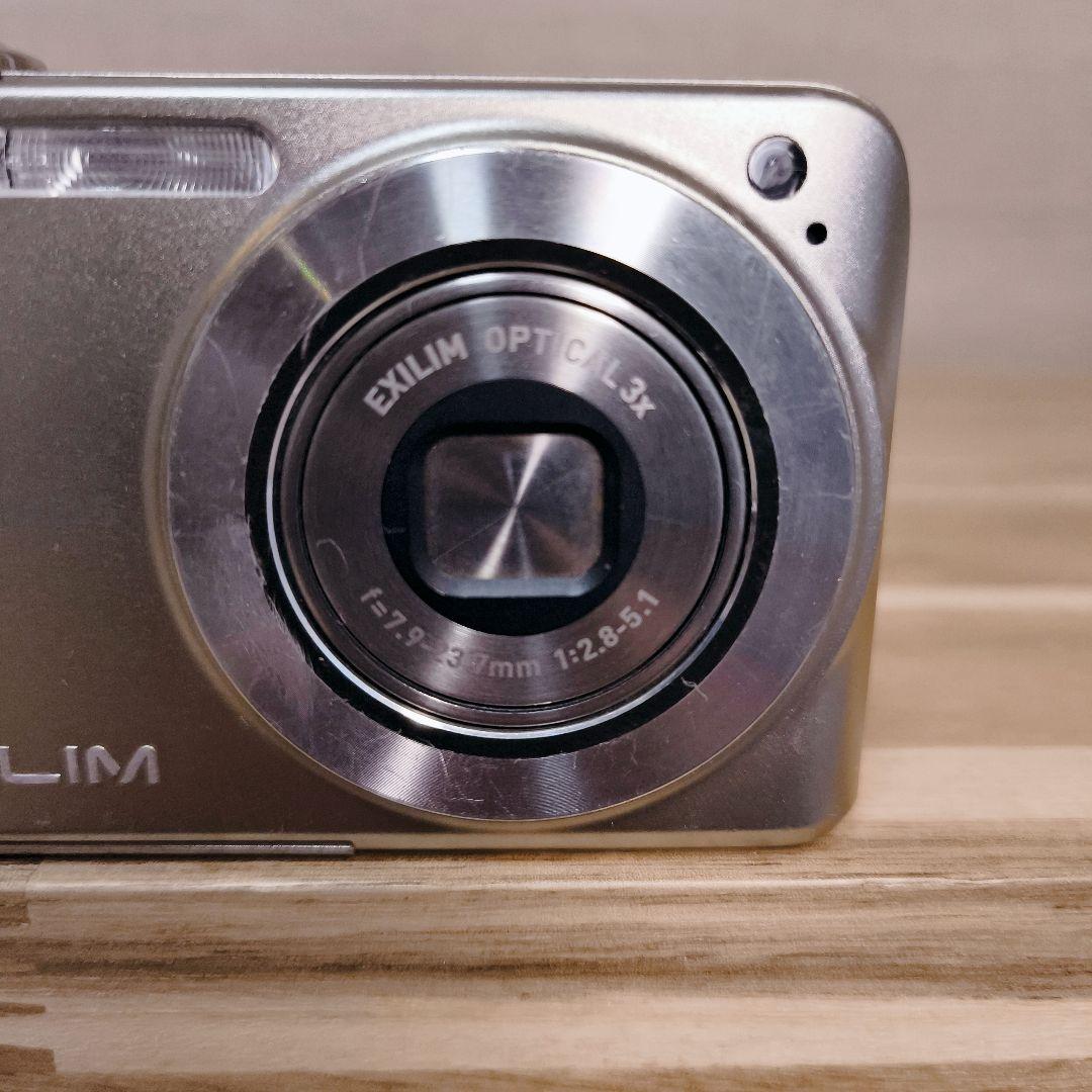 CASIO EX-Z1050 デジタル コンパクト カメラ y2k コンデジ