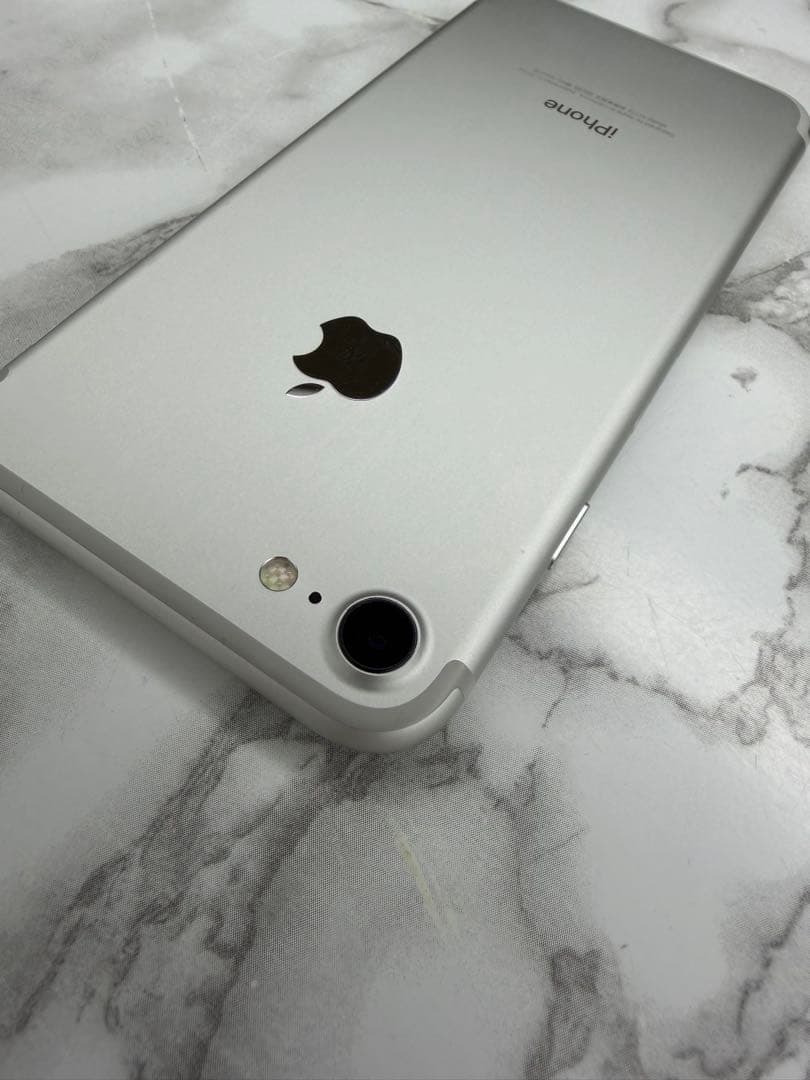 iPhone7 32GB｜SIMフリー｜シルバー　動作良好