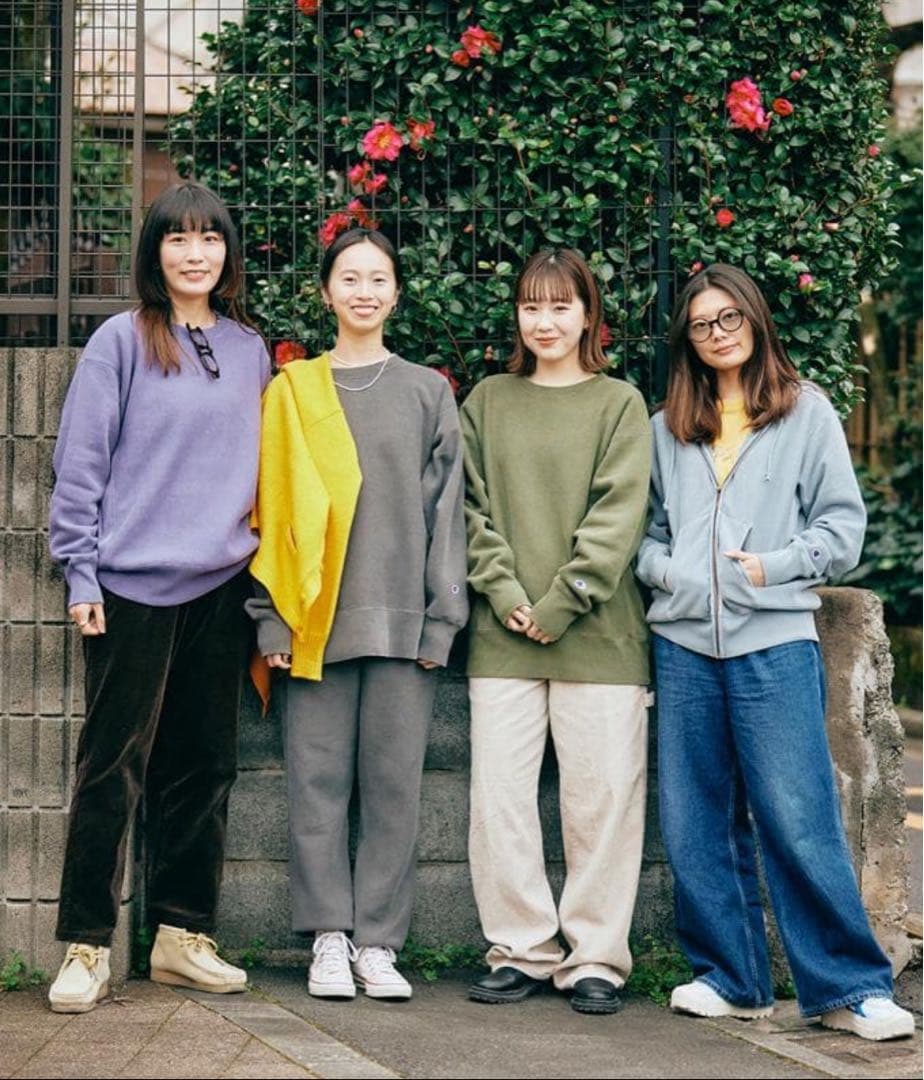 Champion 別注 R/W PIGMENT クルーネックスウェット