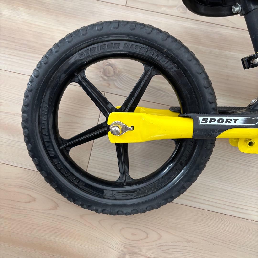 STRIDER バランスバイク イエロー 12インチ　スポーツ