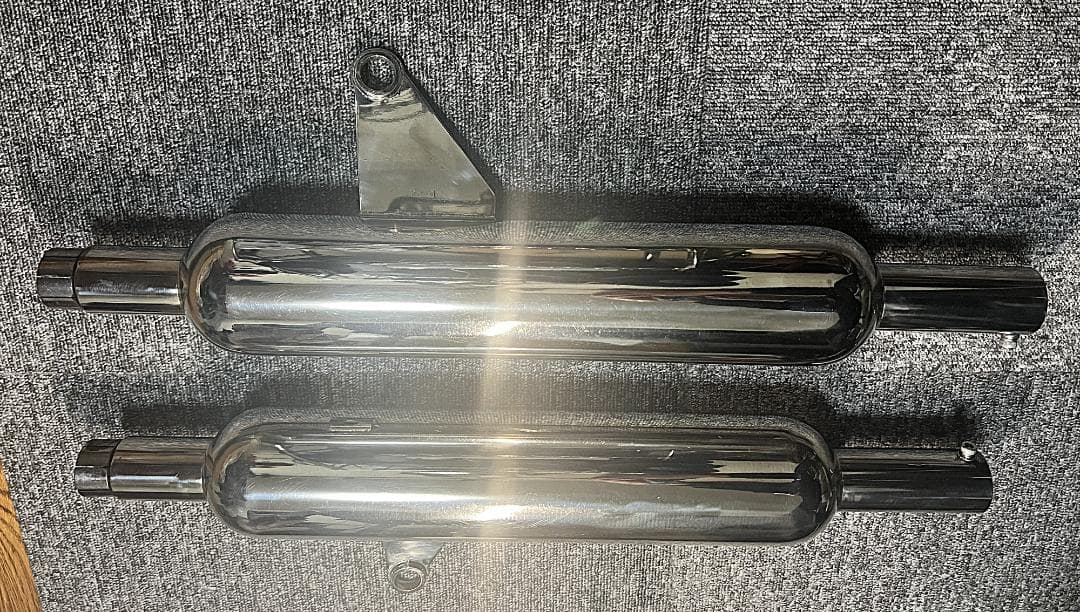 DAIWAサイレンサー マフラー　トライアンフ ボンネビルT120 2016～