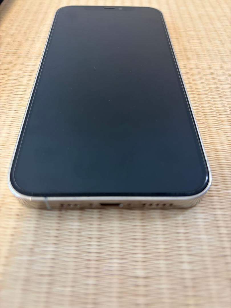iPhone 12 pro 256GB シルバー