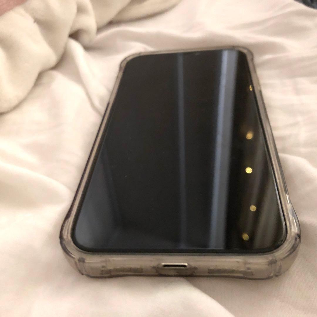 Apple iPhone 11 64gb ホワイト（海外版）simフリー