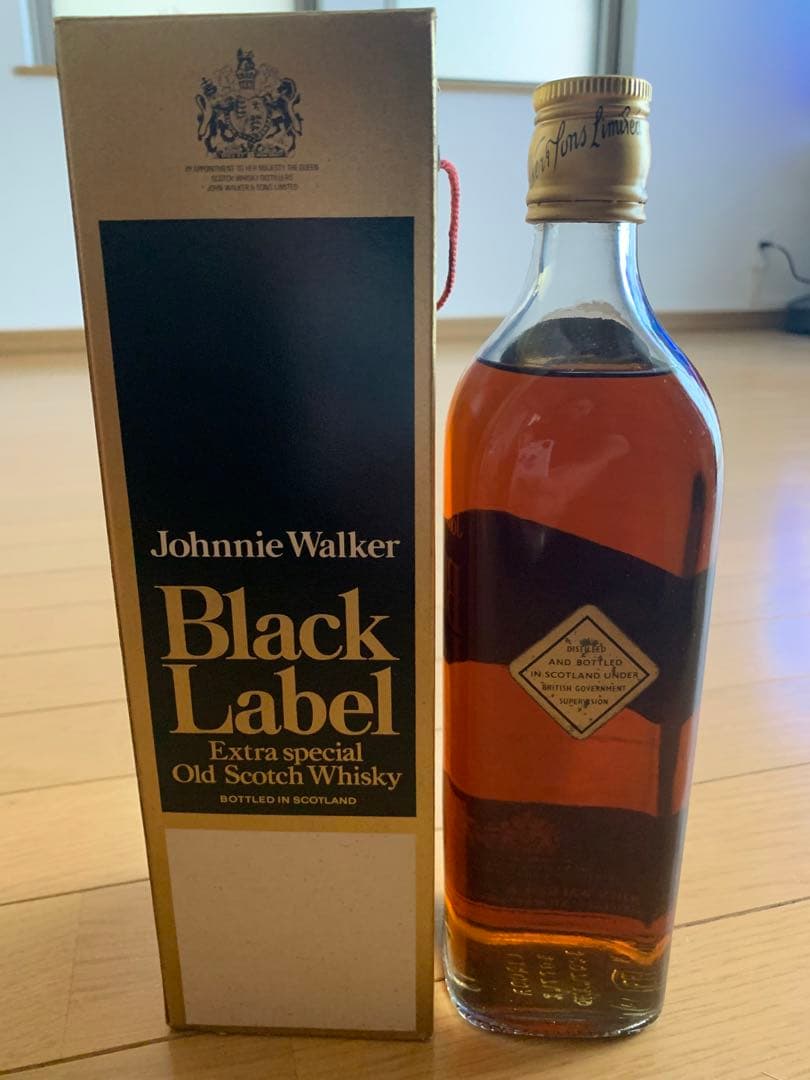 新品未開封ジョニーウォーカーブラックラベル金キャップ★白紋章