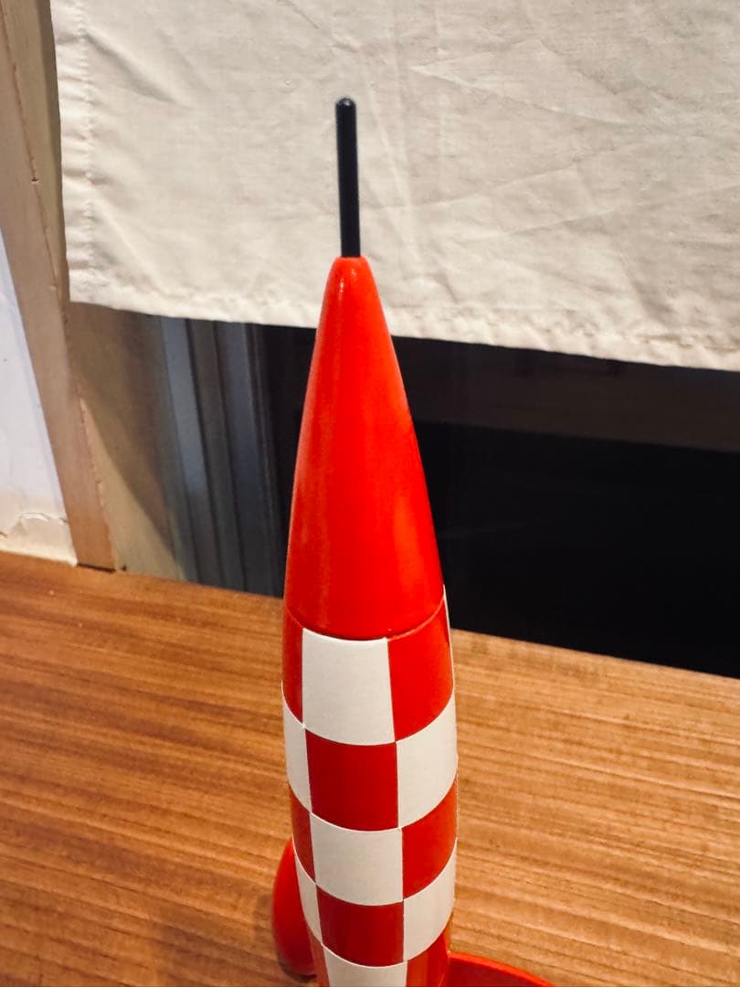 【新品】タンタンの冒険 TINTIN ロケット 22cm 希少 木製