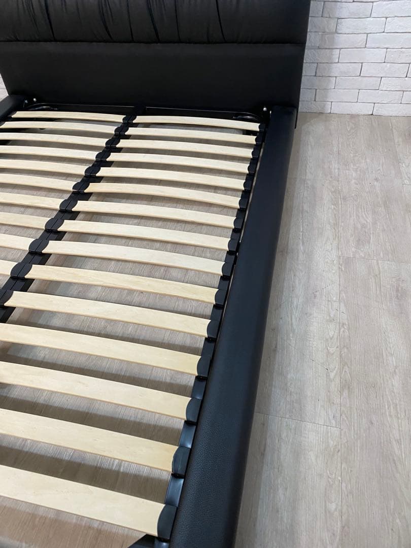 【東京都内23区配送無料】美品　ニトリ　ダブルベット　床置き　ブラック　フレーム