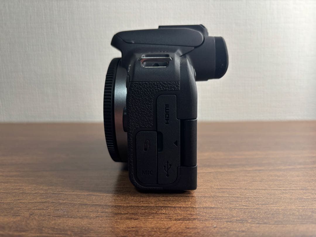 Canon EOS R10 ミラーレスカメラ
