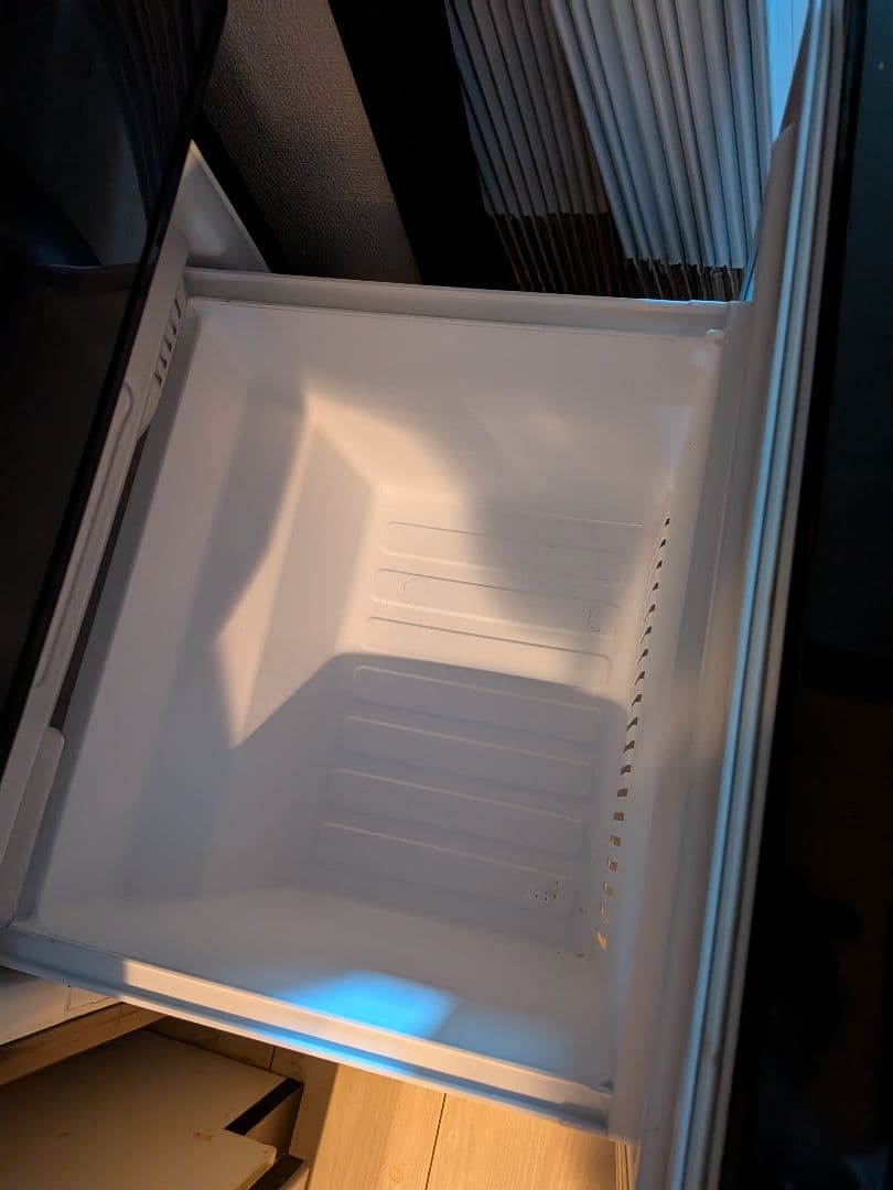 7月末発送　三菱 ノンフロン冷凍冷蔵庫 MR-P15Z-B 146L