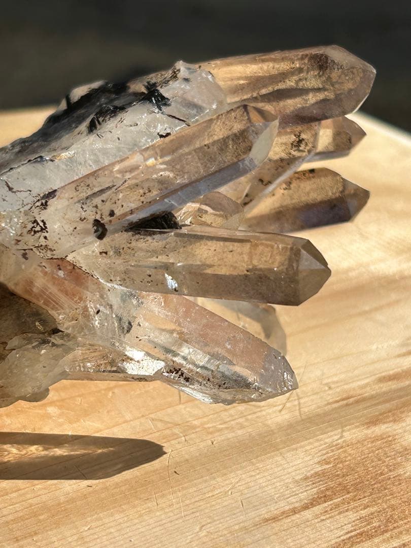 ヘマタイト水晶クラスター天然石非常に珍しい水晶29,800 ‼️大特価SALE