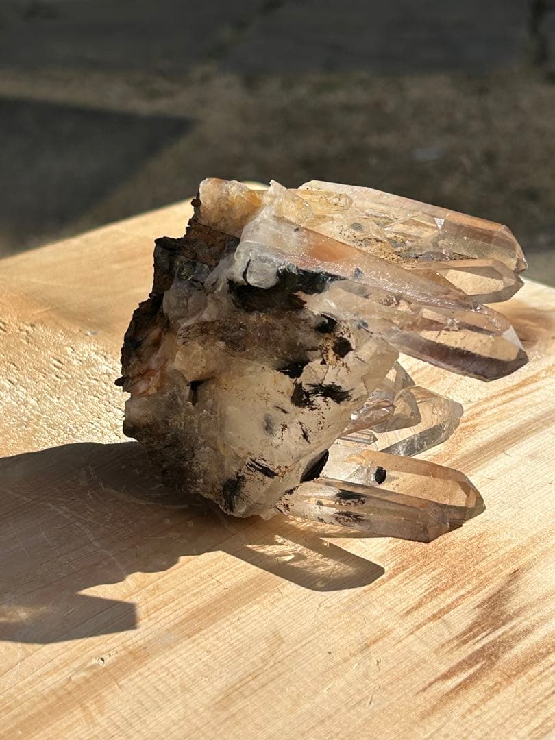 ヘマタイト水晶クラスター天然石非常に珍しい水晶29,800 ‼️大特価SALE